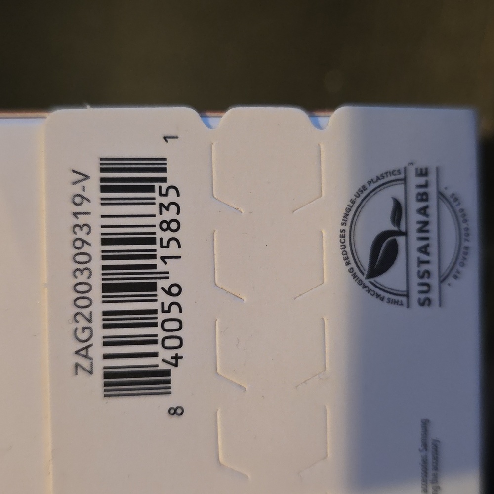 ZAGG Screen Protector - Picture 4 of 4